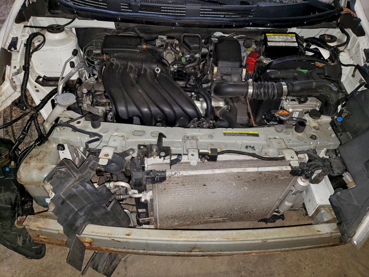 2014 NISSAN VERSA S photo 11