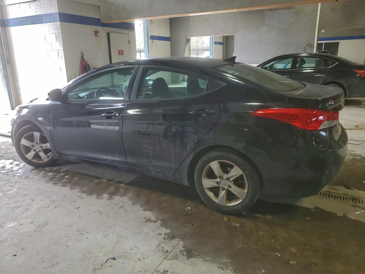 2012 HYUNDAI ELANTRA GLS photo 2