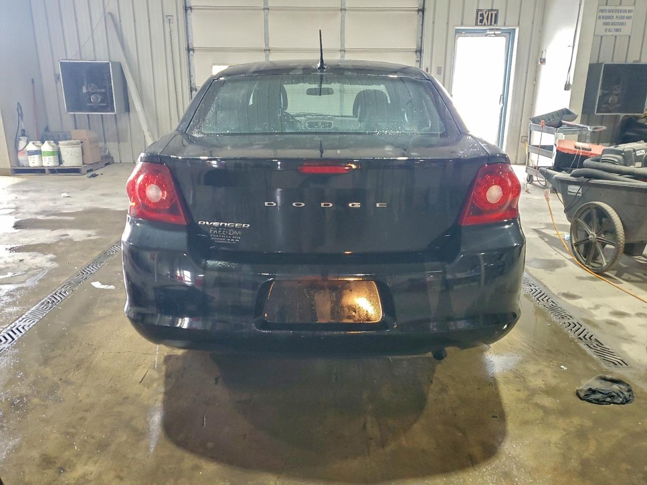 2014 DODGE AVENGER SE photo 6