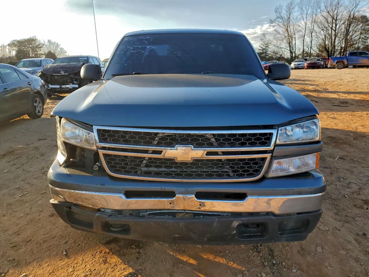 2007 CHEVROLET SILVERADO C1500 CLASSIC CREW CAB photo 5