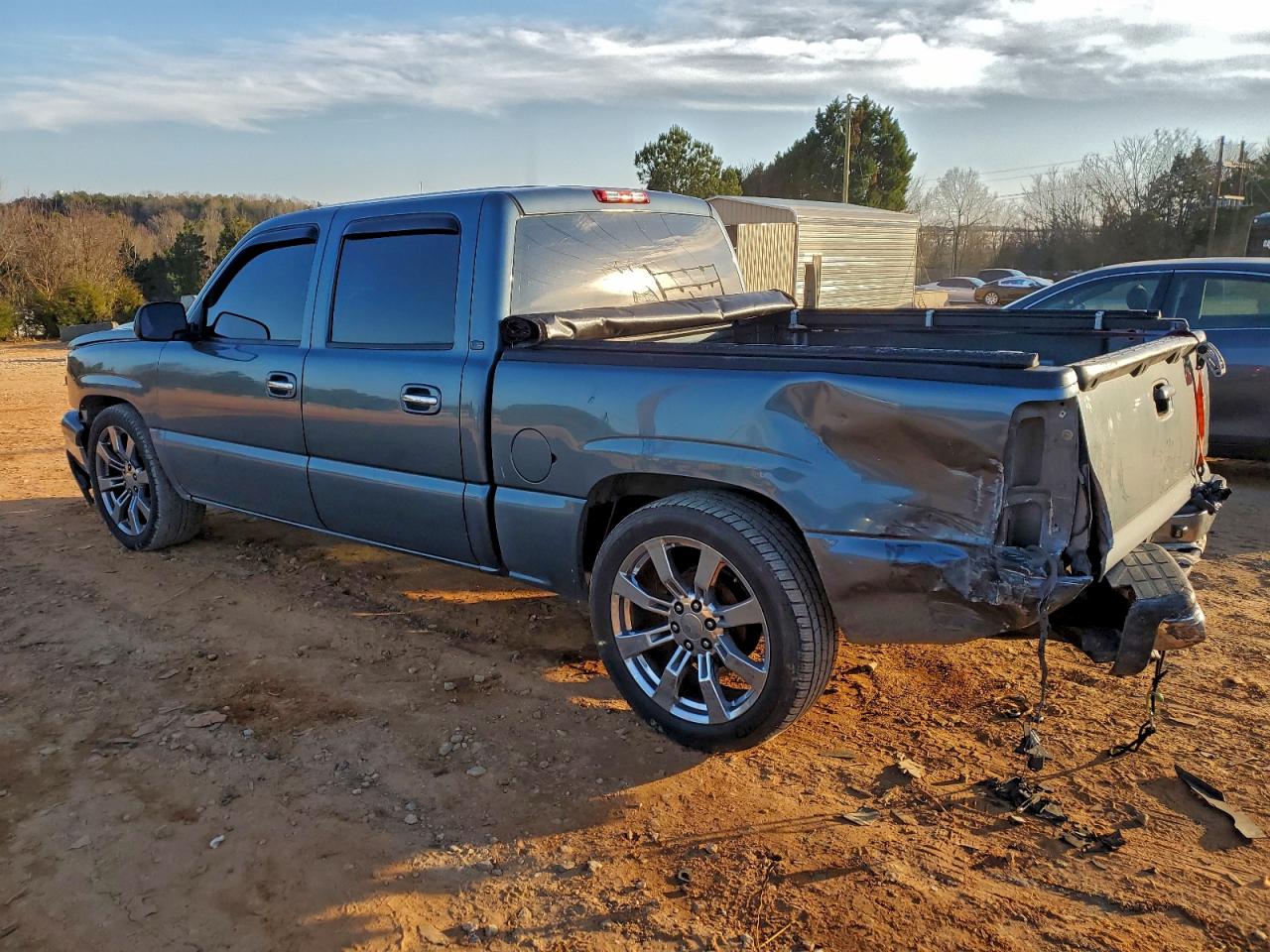 2007 CHEVROLET SILVERADO C1500 CLASSIC CREW CAB photo 2