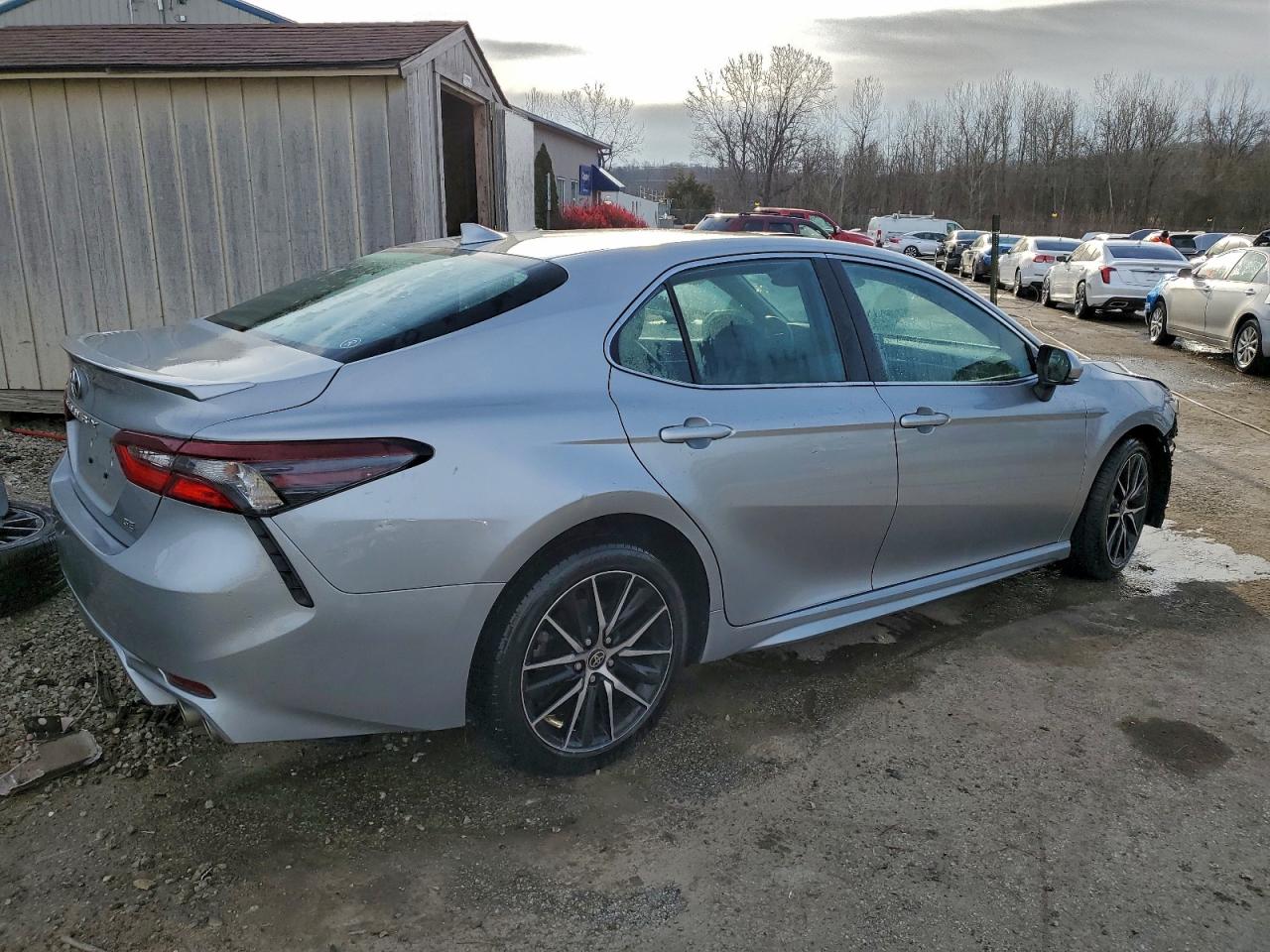 2023 TOYOTA CAMRY SE NIGHT SHADE photo 3
