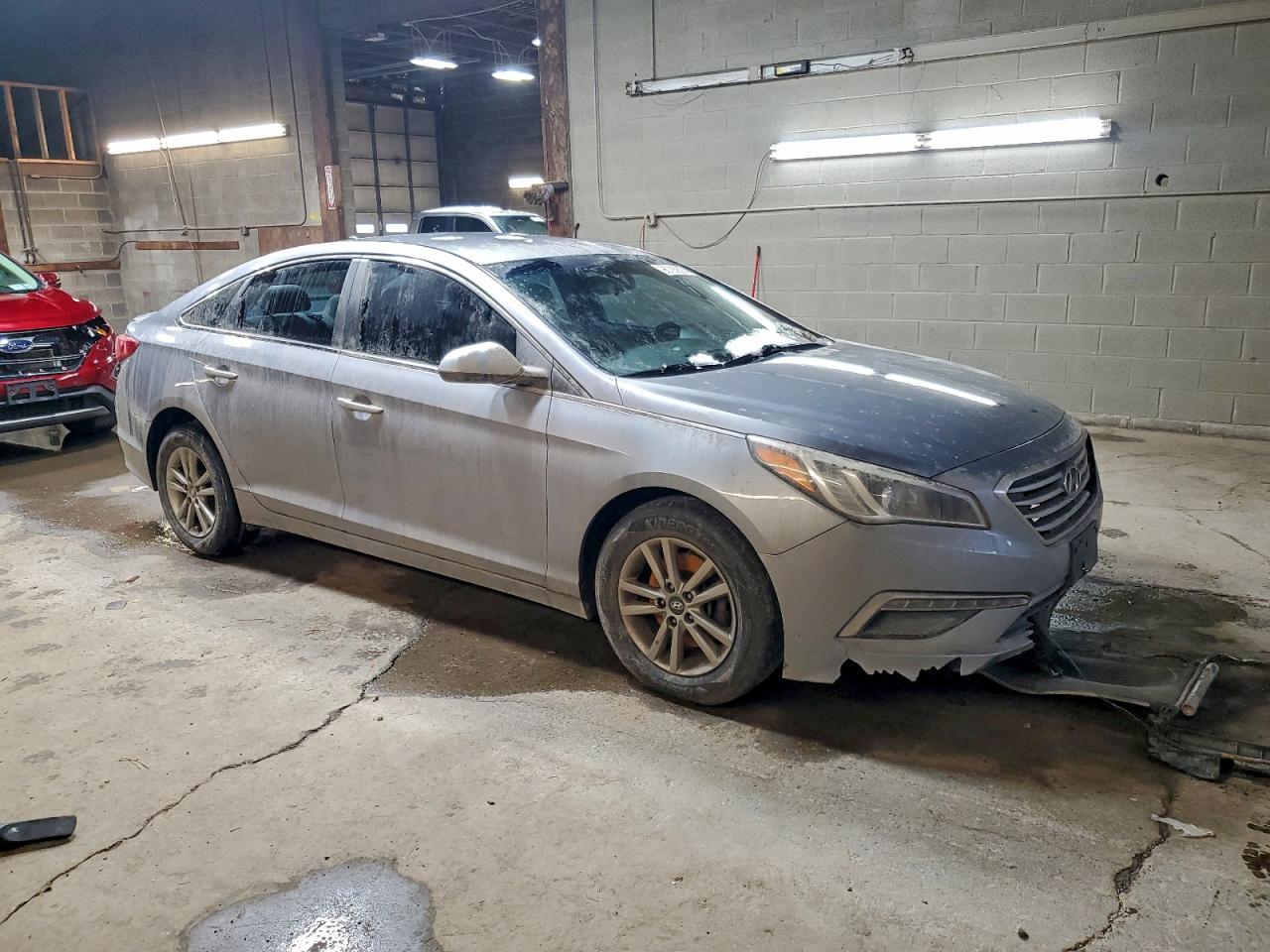 2015 HYUNDAI SONATA SE photo 4