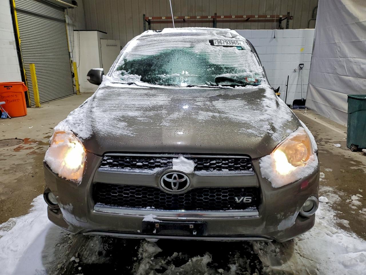 2012 TOYOTA RAV4 LIMITED photo 5