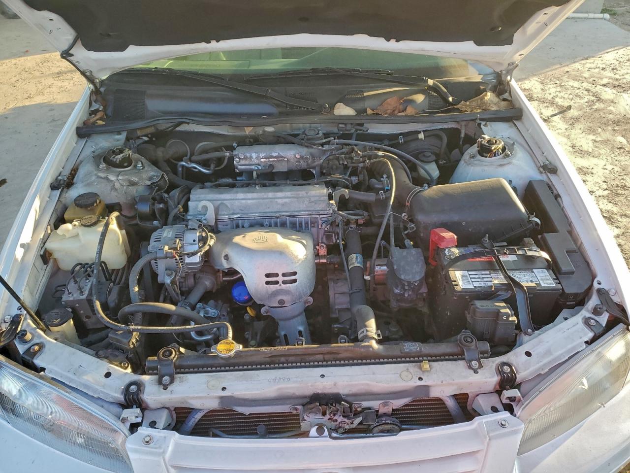 1999 TOYOTA CAMRY CE photo 11