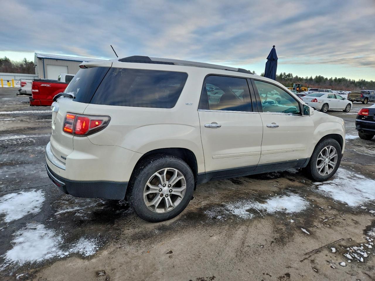 2014 GMC ACADIA SLT-2 photo 3