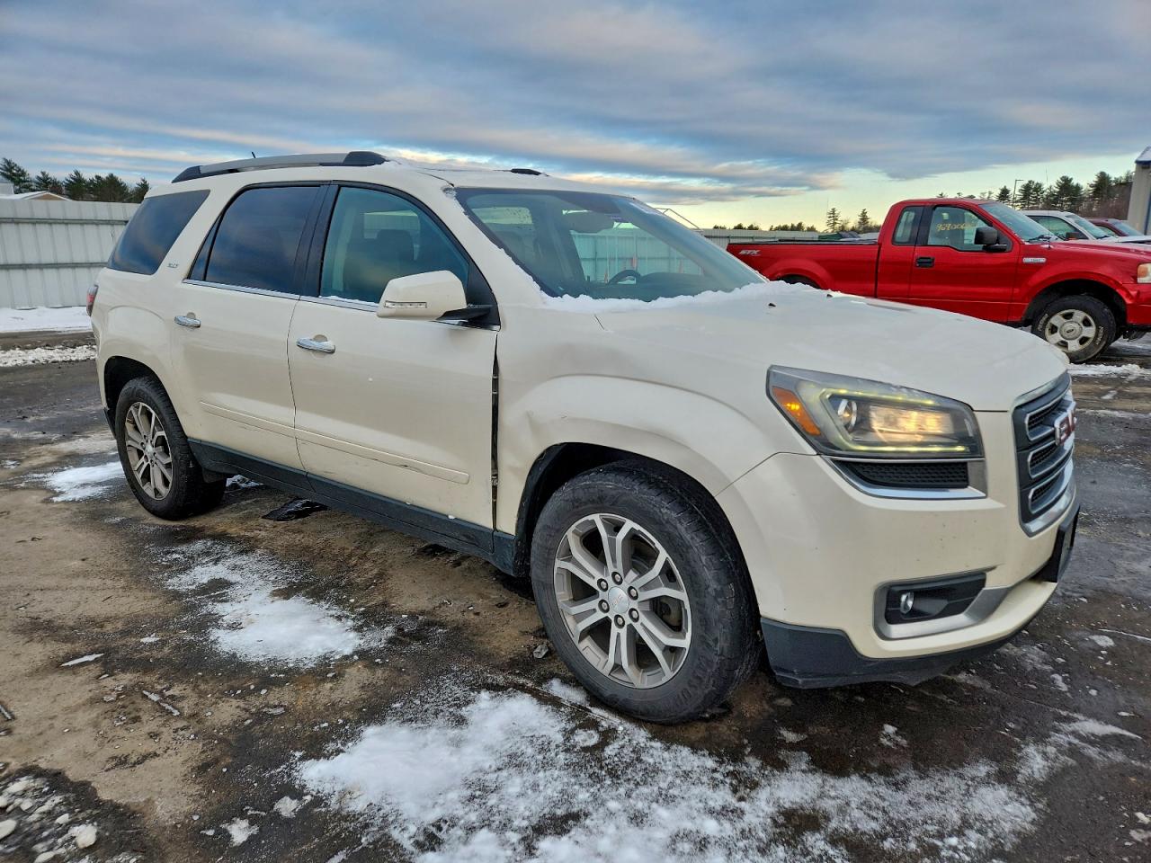 2014 GMC ACADIA SLT-2 photo 4
