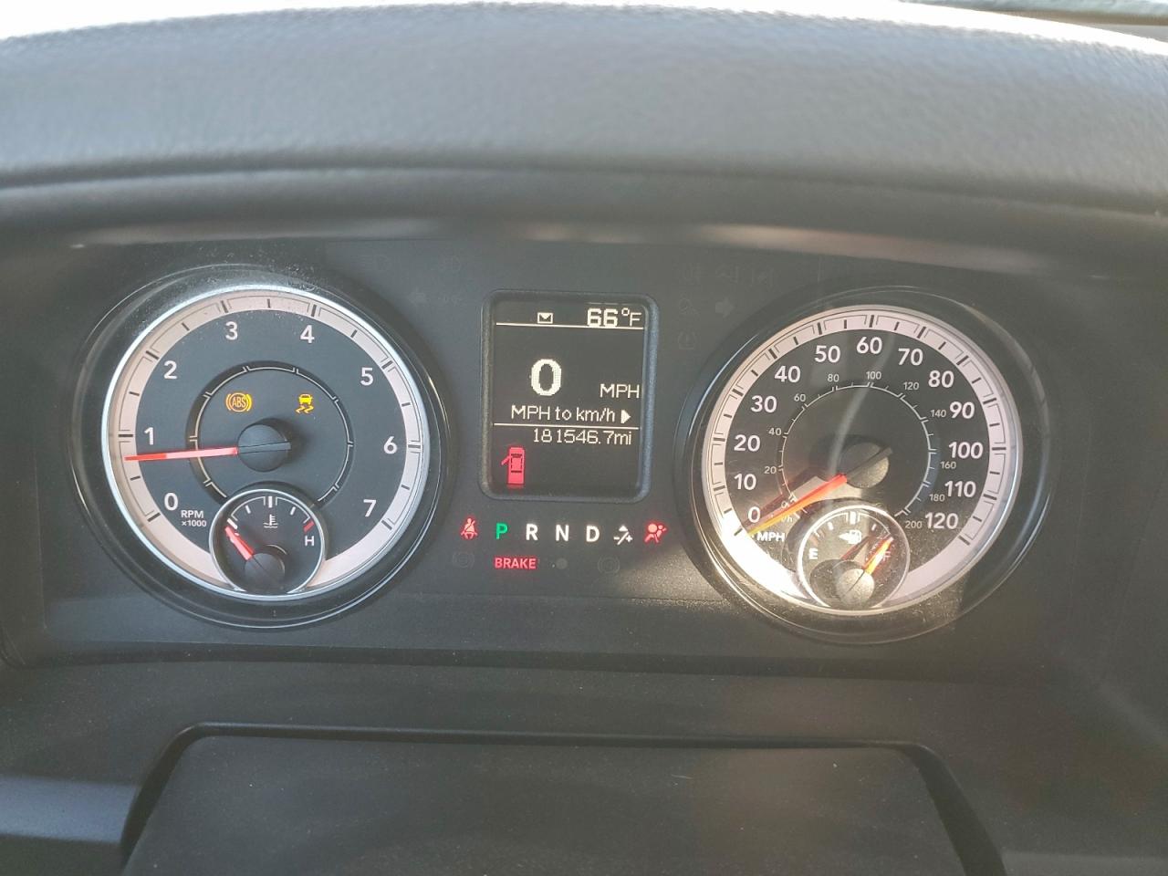 2019 RAM 1500 CLASSIC TRADESMAN photo 9