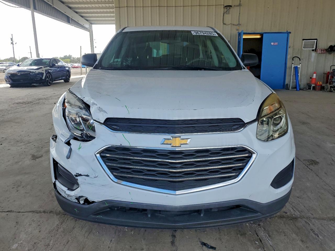 2016 CHEVROLET EQUINOX LS photo 5