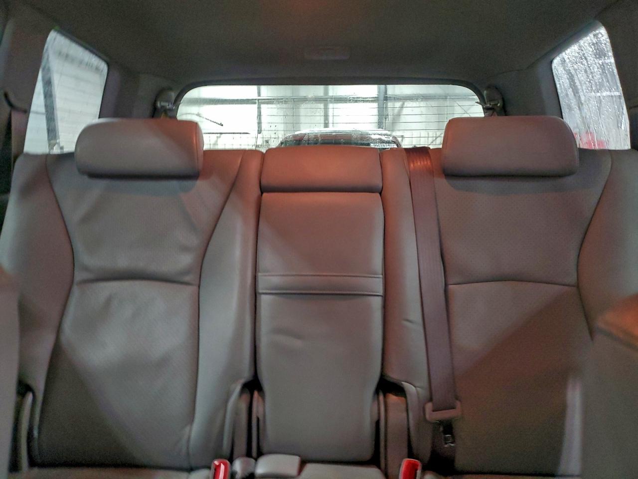 2004 TOYOTA HIGHLANDER photo 10
