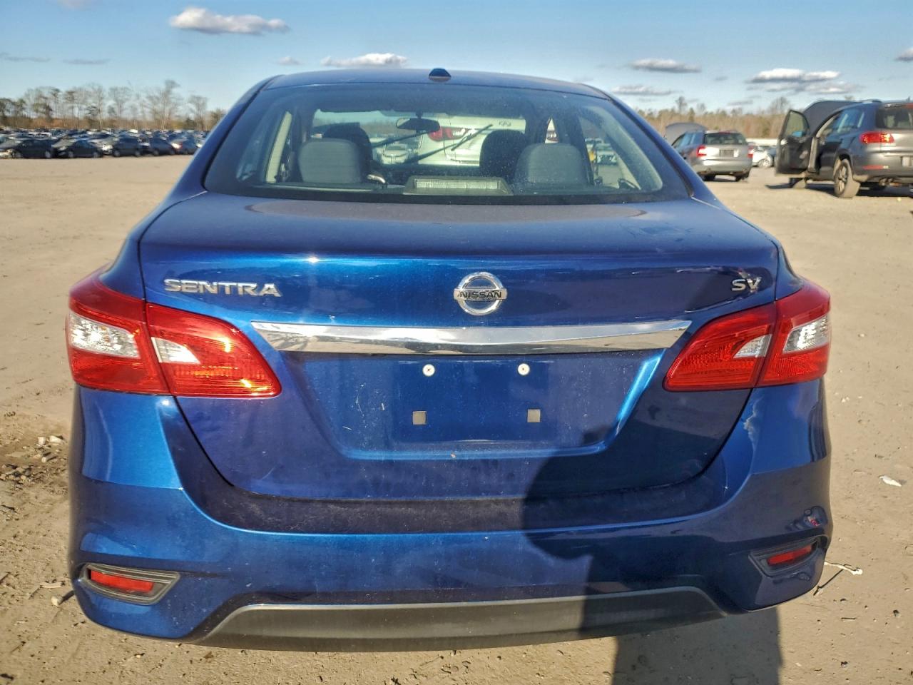 2018 NISSAN SENTRA S photo 6