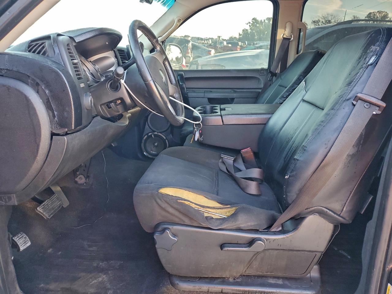 2010 GMC SIERRA C1500 SLE photo 7