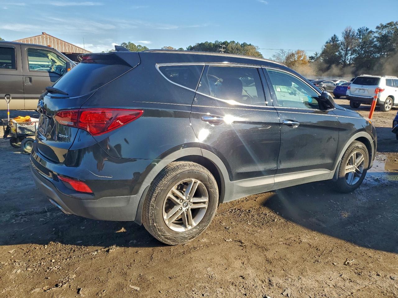 2017 HYUNDAI SANTA FE SPORT photo 3