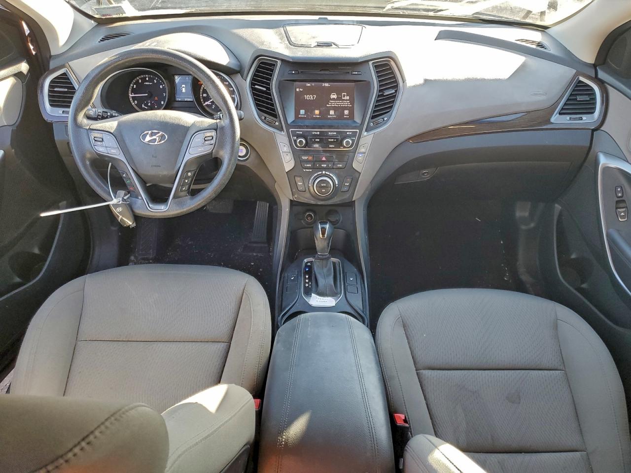 2017 HYUNDAI SANTA FE SPORT photo 8