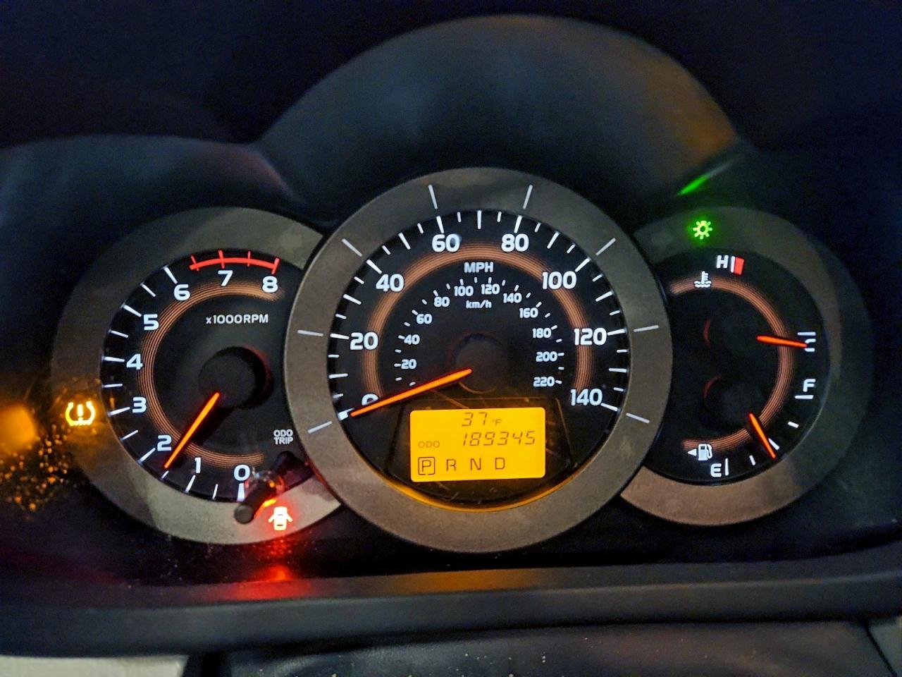2010 TOYOTA RAV4 photo 9