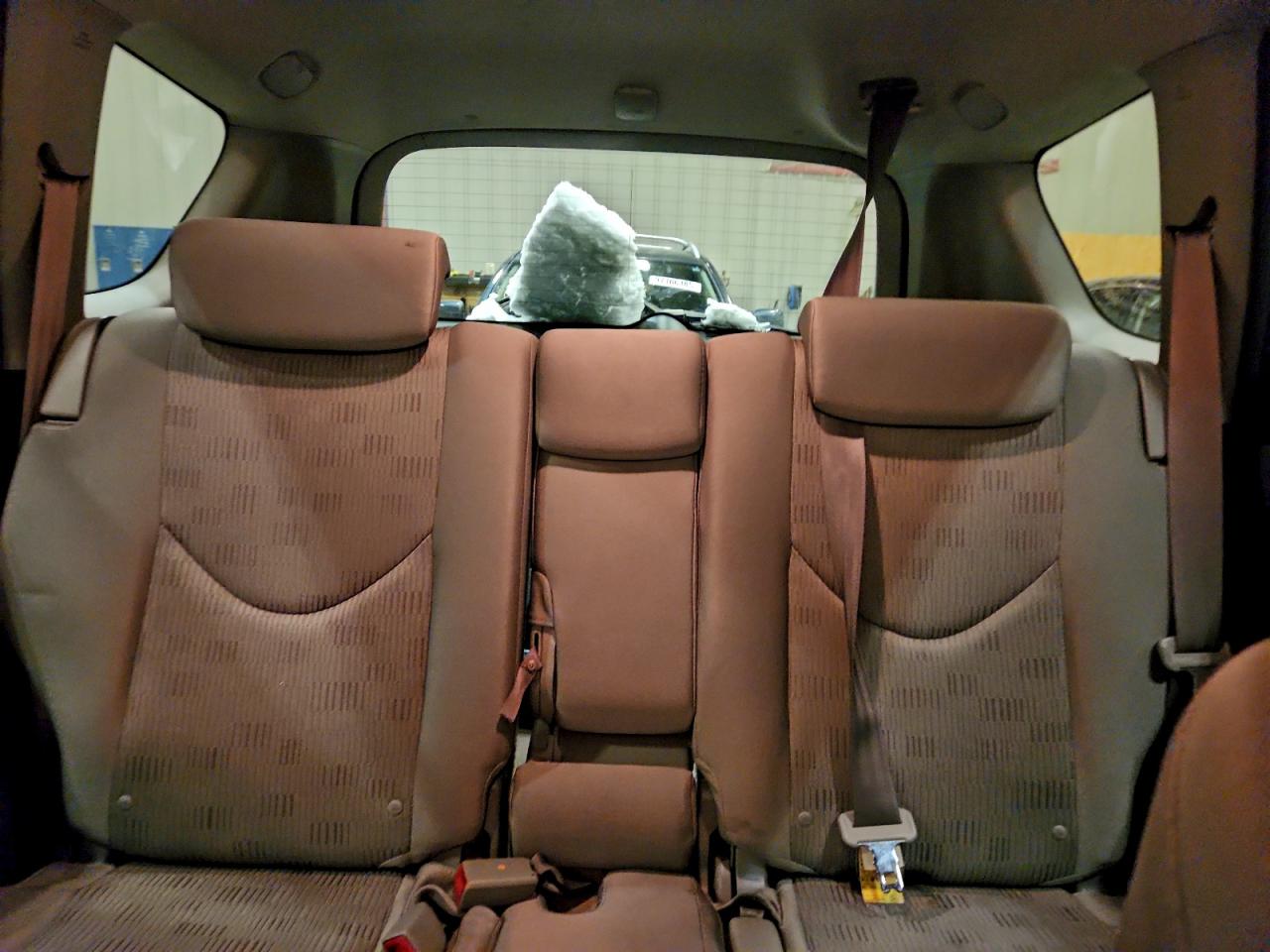2010 TOYOTA RAV4 photo 10