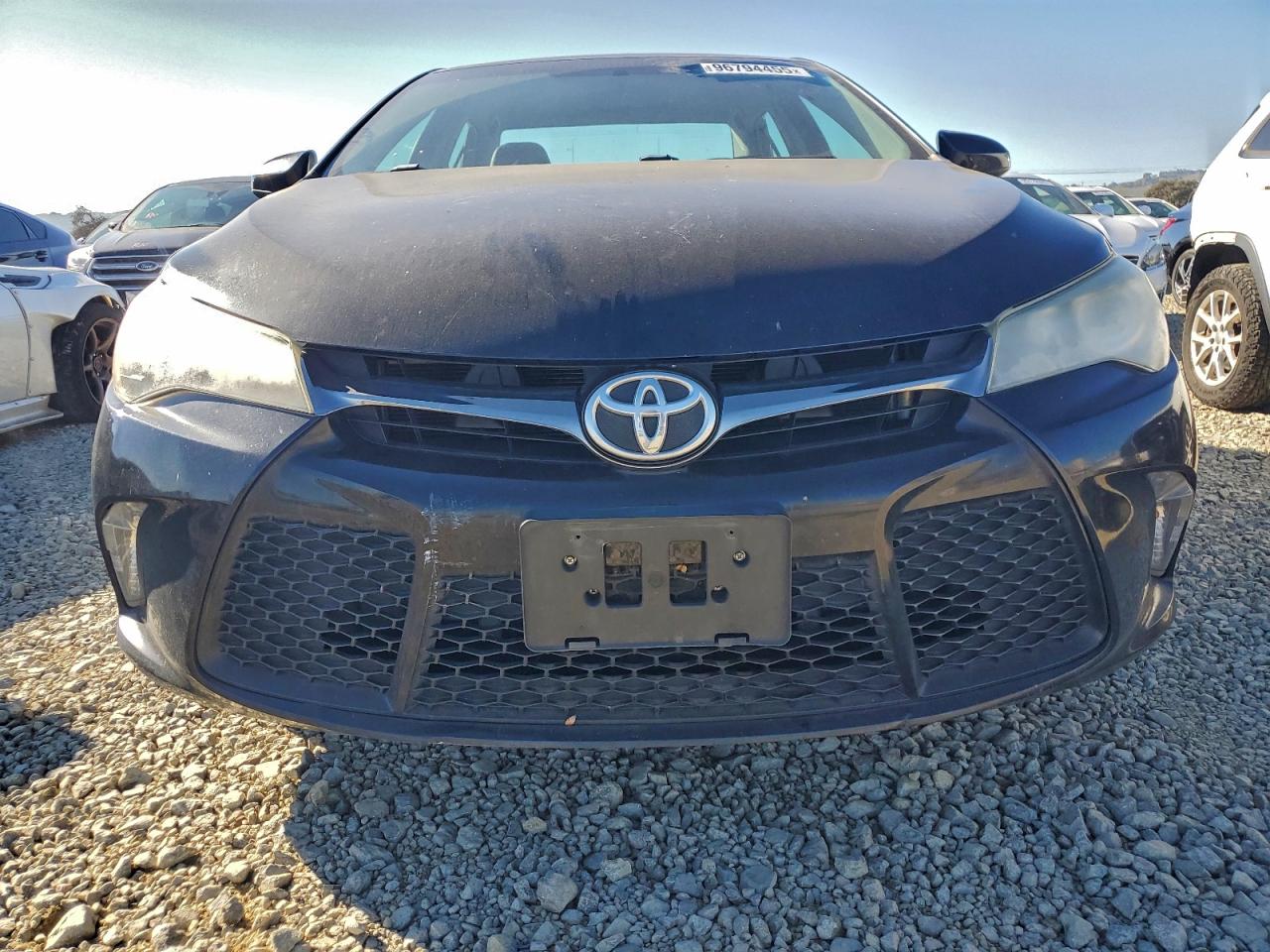 2017 TOYOTA CAMRY LE photo 5