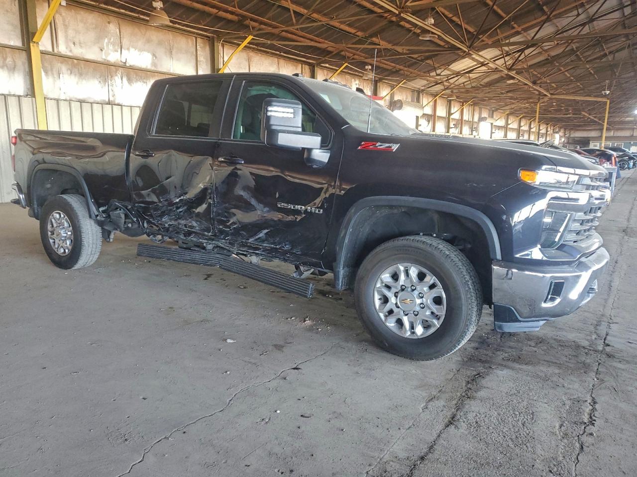 2024 CHEVROLET SILVERADO K2500 HEAVY DUTY LT photo 4