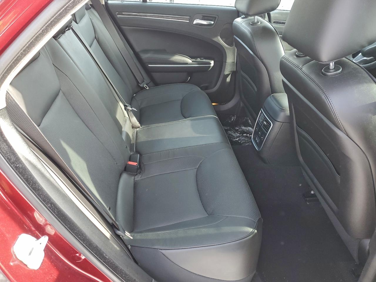 2023 CHRYSLER 300 TOURING L photo 10