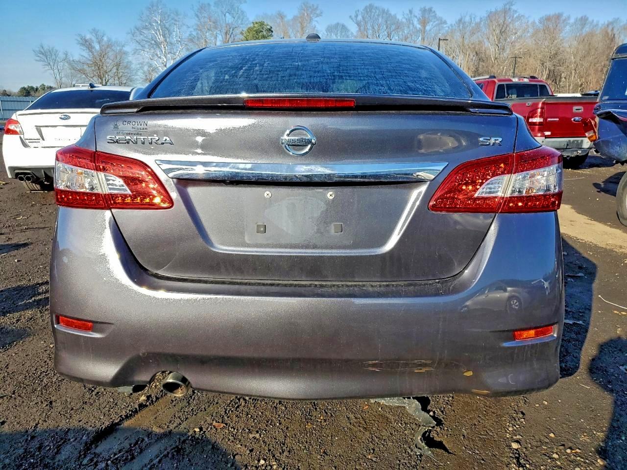 2015 NISSAN SENTRA S photo 6
