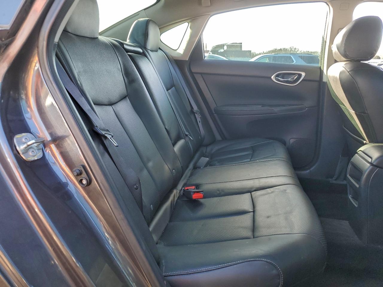 2015 NISSAN SENTRA S photo 10