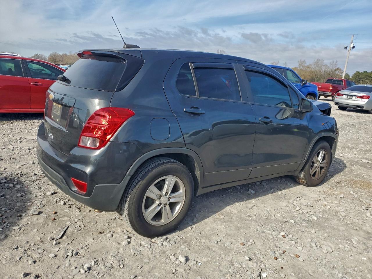 2019 CHEVROLET TRAX LS photo 5