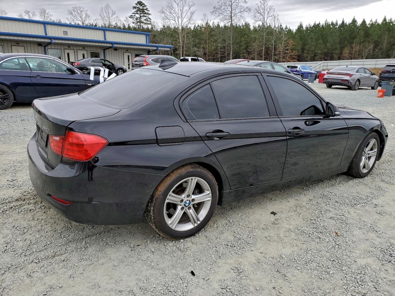2015 BMW 320 I photo 3