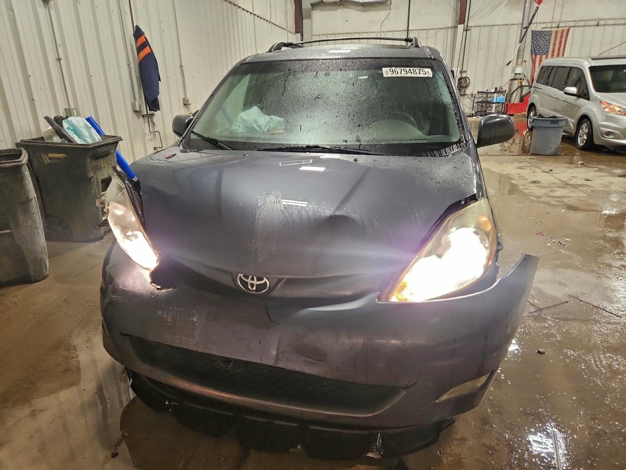 2006 TOYOTA SIENNA XLE 7 PASSENGER photo 9