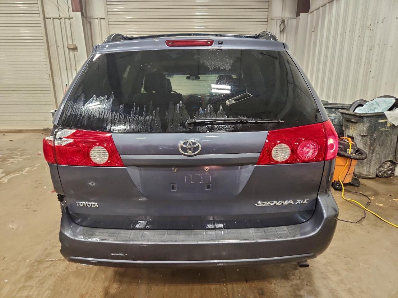 2006 TOYOTA SIENNA XLE 7 PASSENGER photo 11