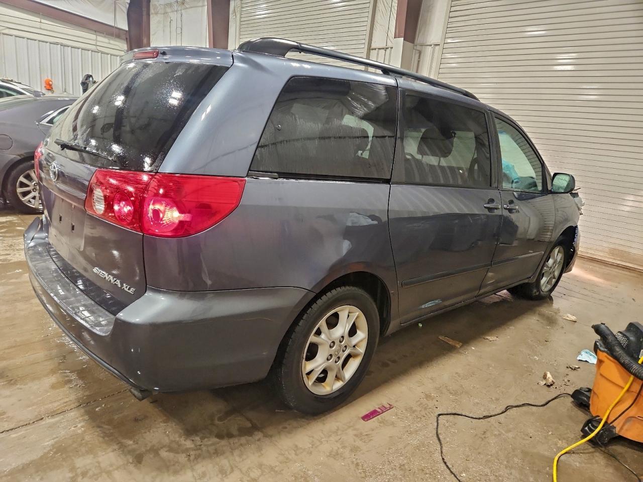 2006 TOYOTA SIENNA XLE 7 PASSENGER photo 5