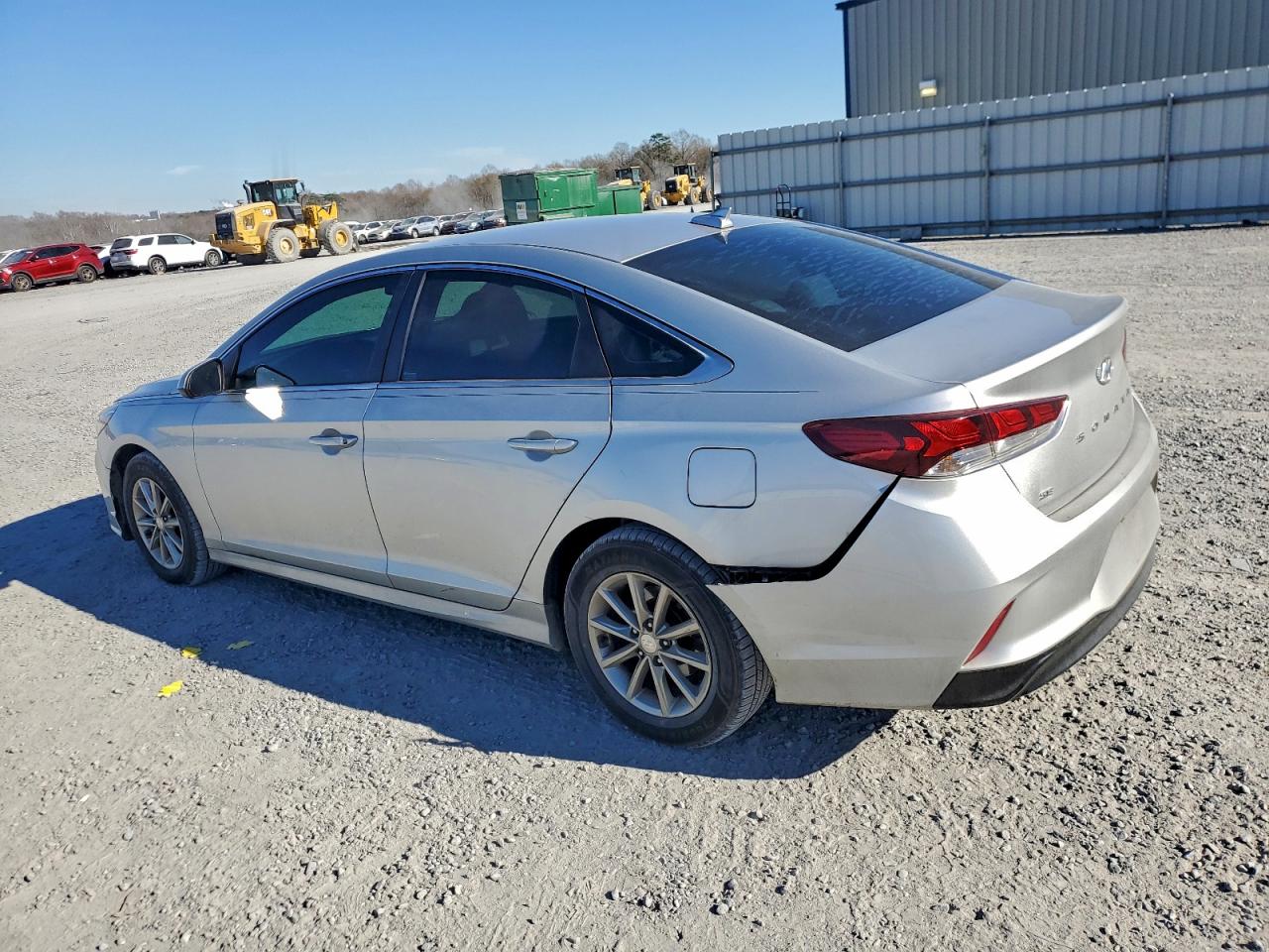 2018 HYUNDAI SONATA SE photo 2