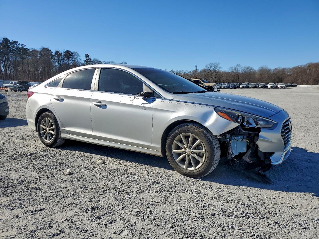 2018 HYUNDAI SONATA SE photo 4