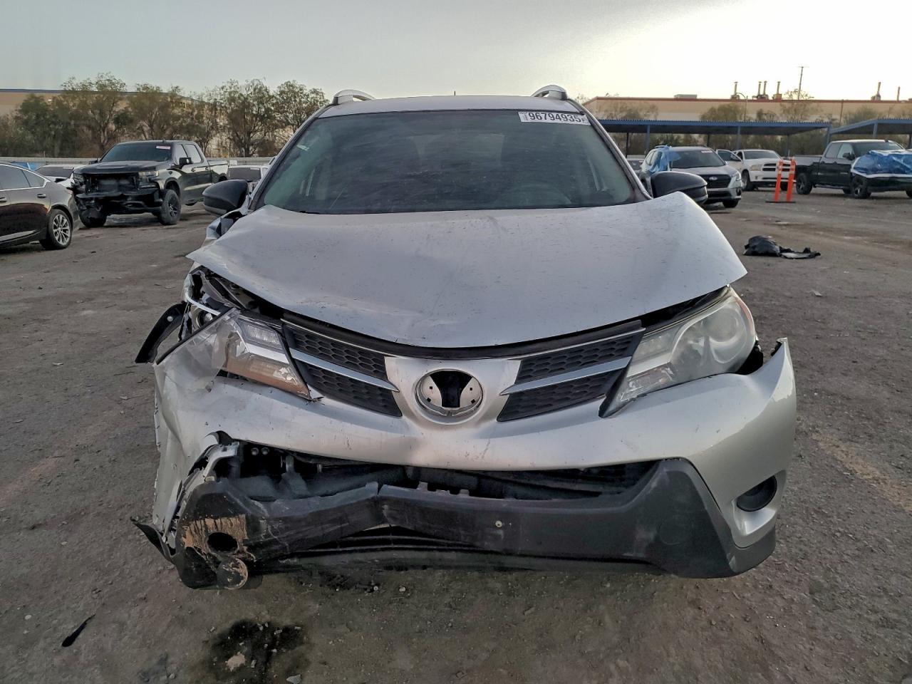 2015 TOYOTA RAV4 LE photo 5