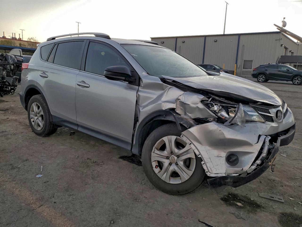 2015 TOYOTA RAV4 LE photo 4