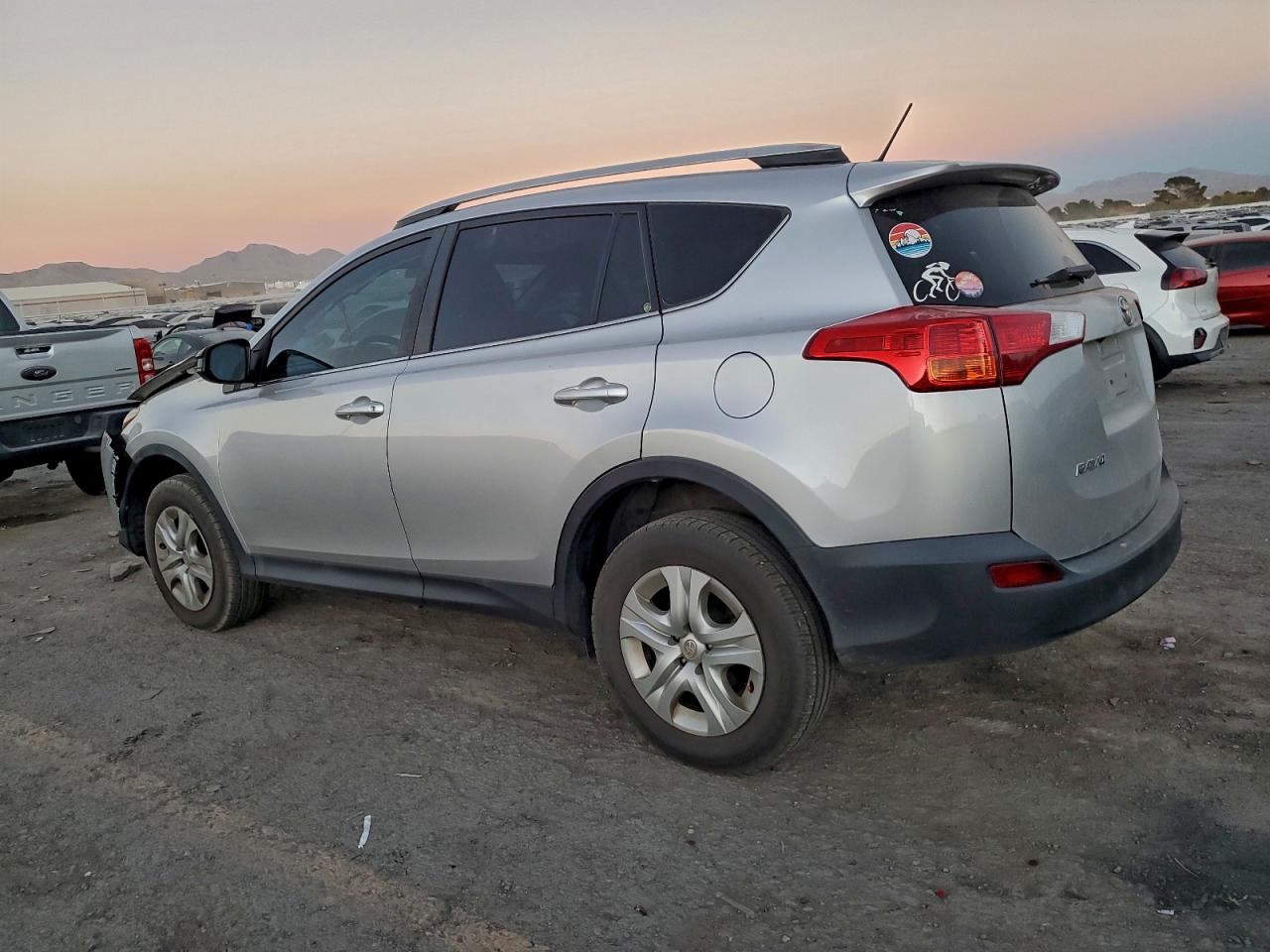 2015 TOYOTA RAV4 LE photo 2