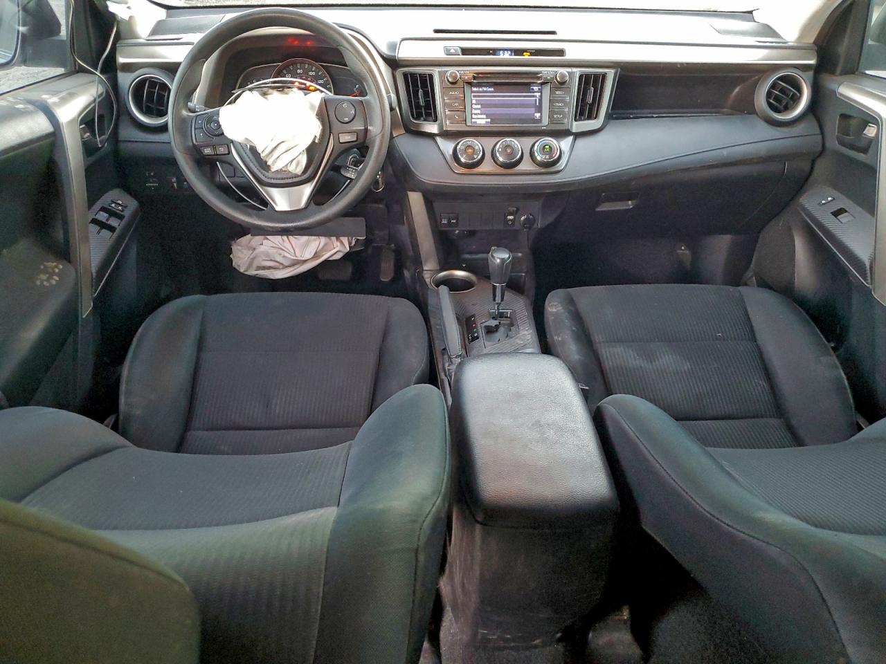 2015 TOYOTA RAV4 LE photo 8