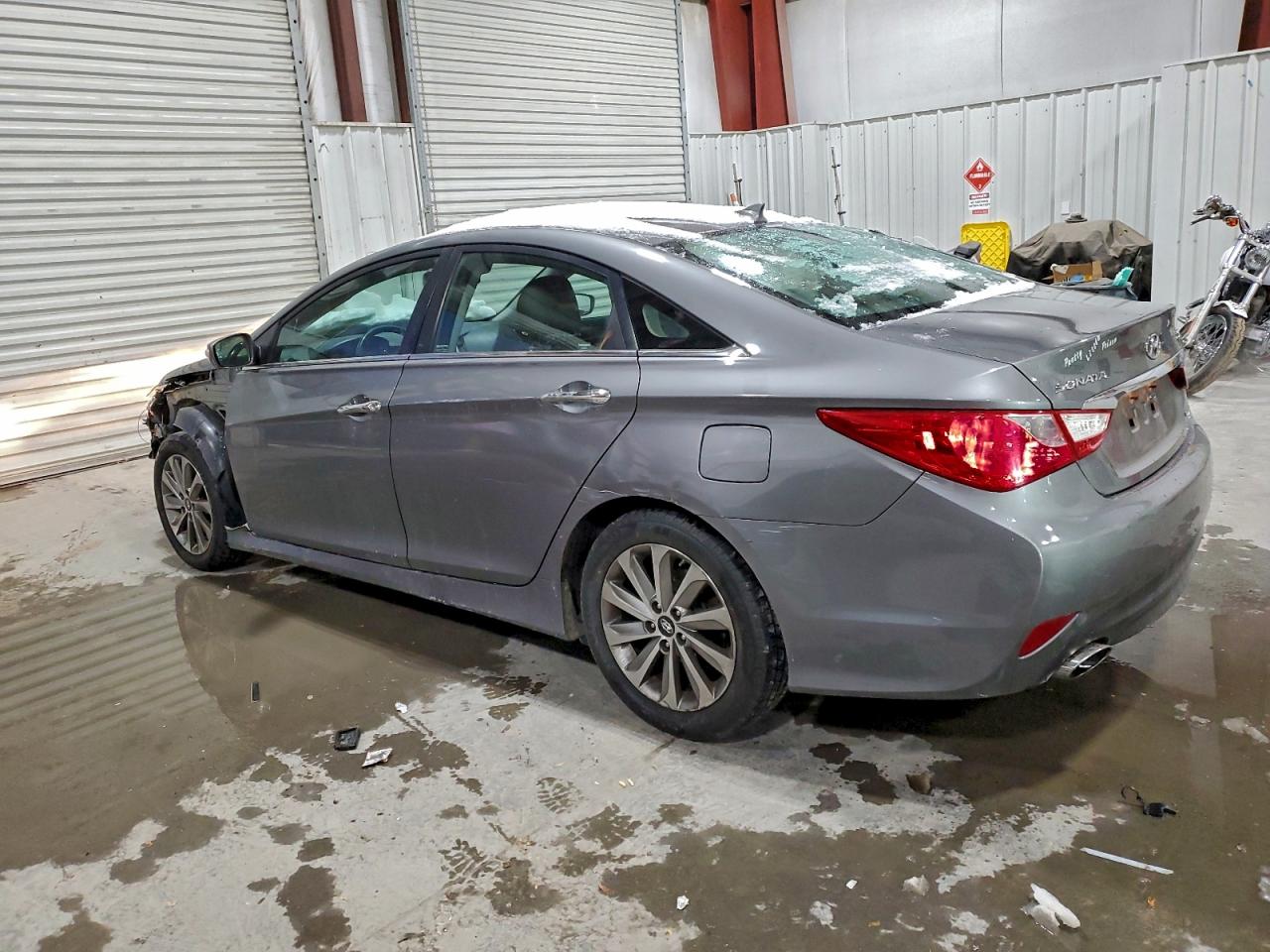 2014 HYUNDAI SONATA SE photo 2