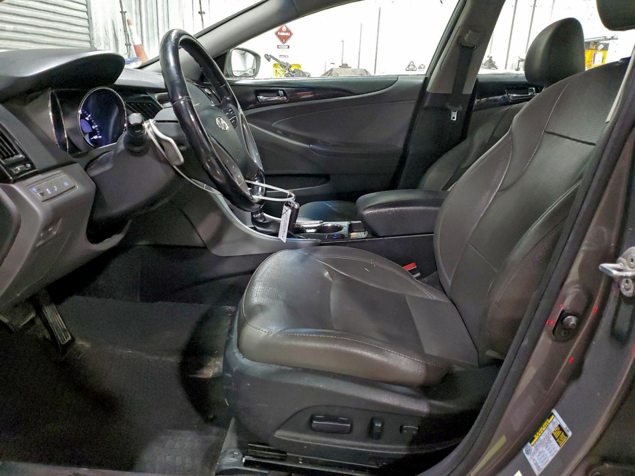 2014 HYUNDAI SONATA SE photo 7