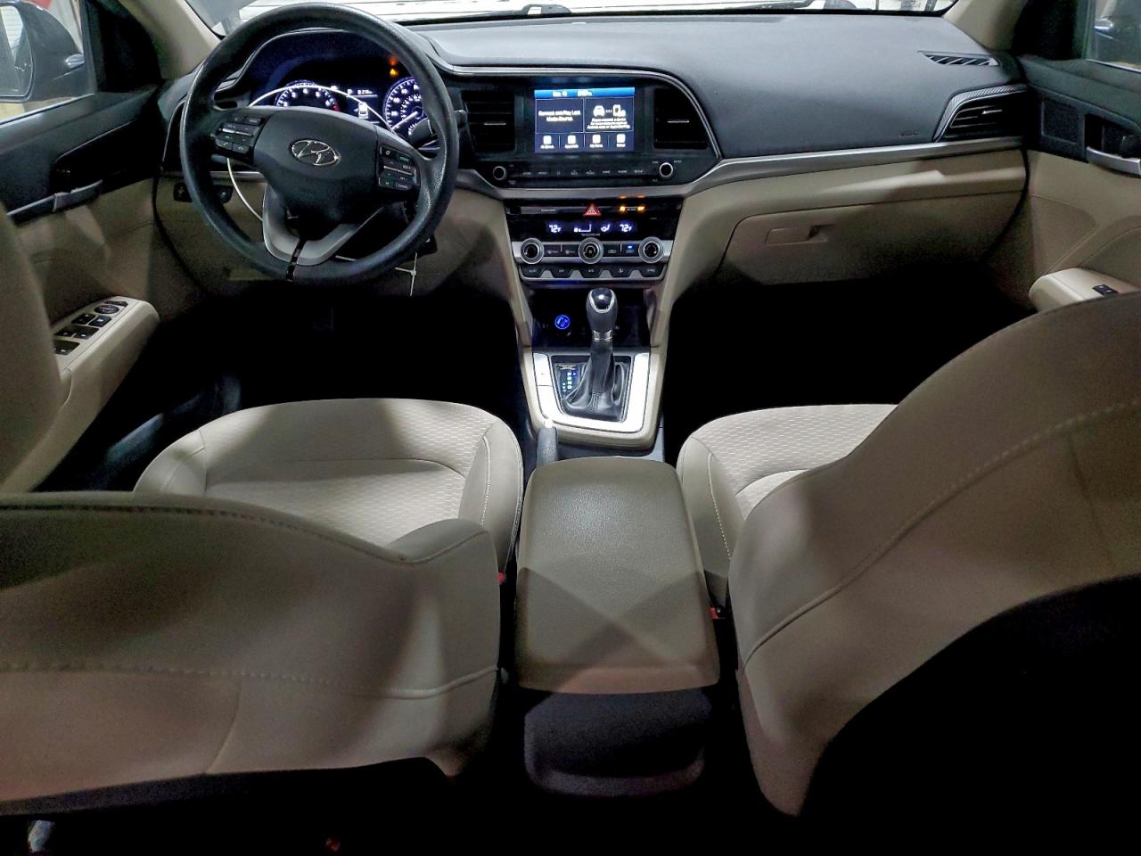 2020 HYUNDAI ELANTRA SEL photo 8