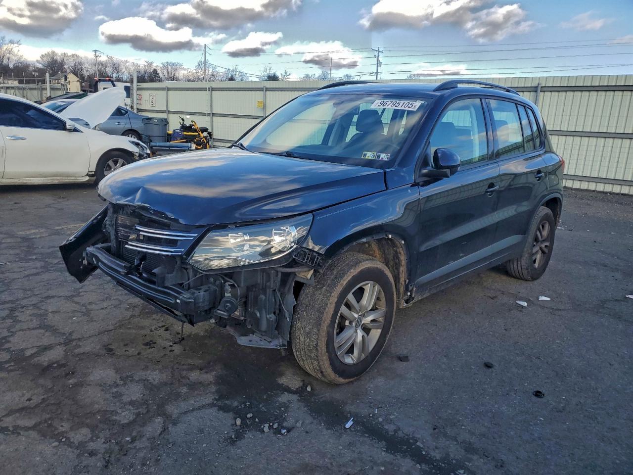 2016 VOLKSWAGEN TIGUAN