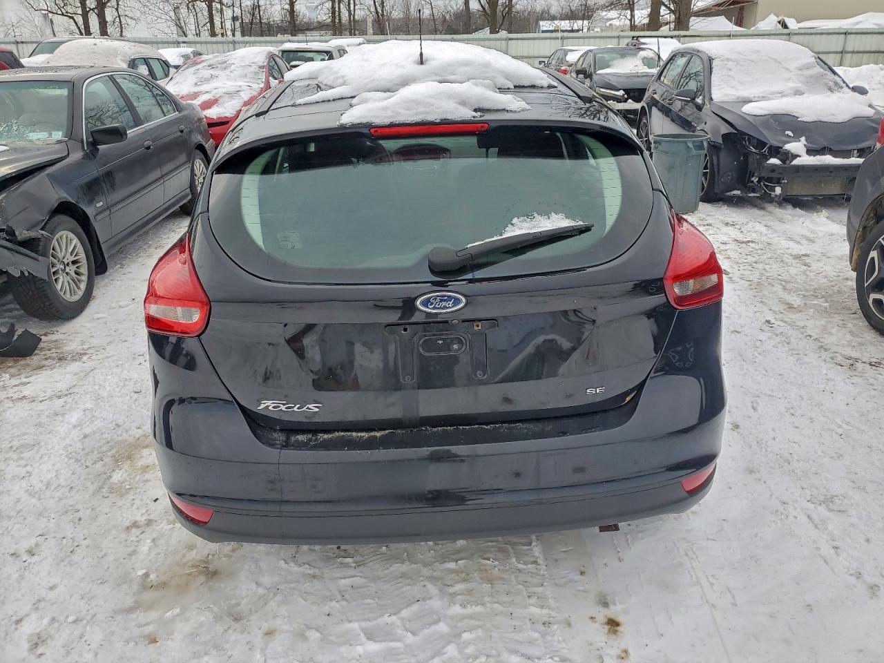 2018 FORD FOCUS SE photo 6