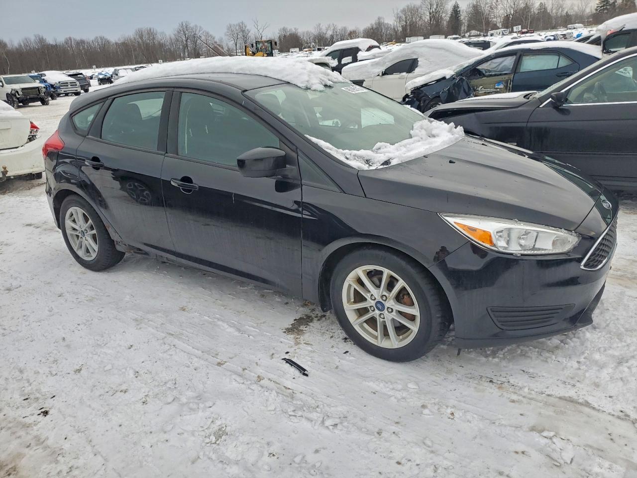 2018 FORD FOCUS SE photo 4