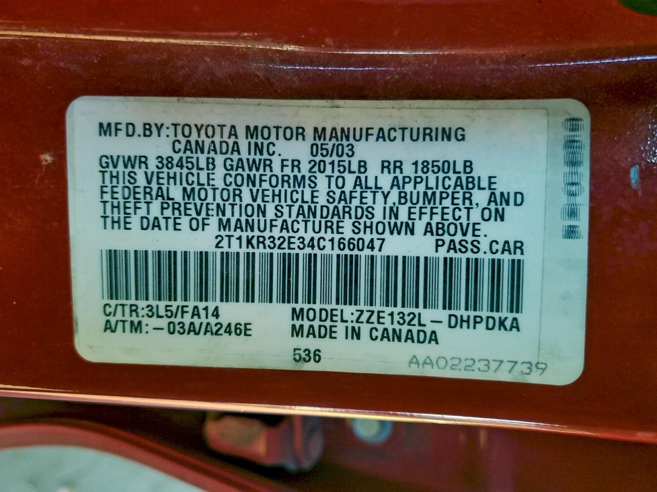 2004 TOYOTA COROLLA MATRIX XR photo 12