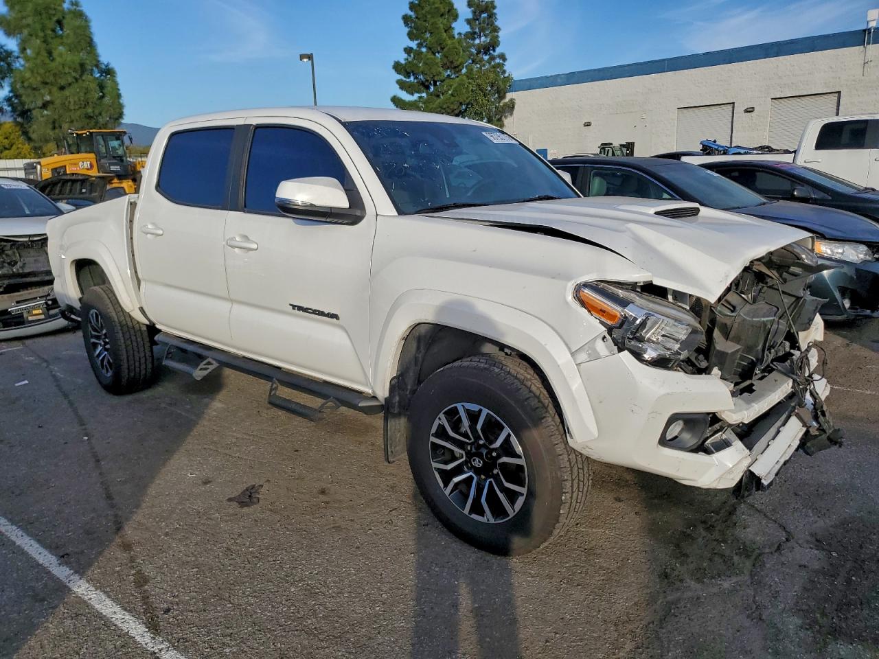 2021 TOYOTA TACOMA DOUBLE CAB photo 4