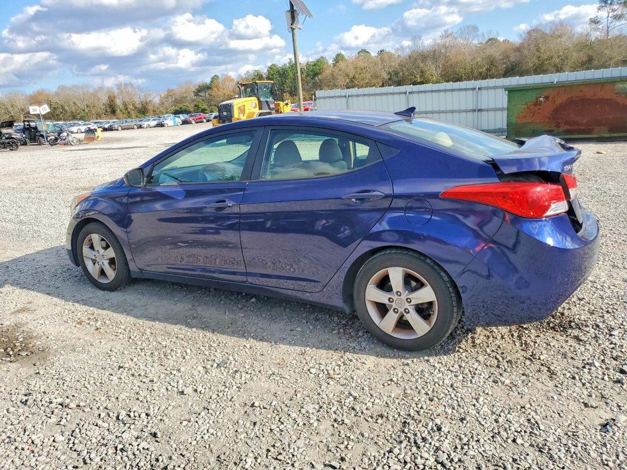 2013 HYUNDAI ELANTRA GLS photo 2