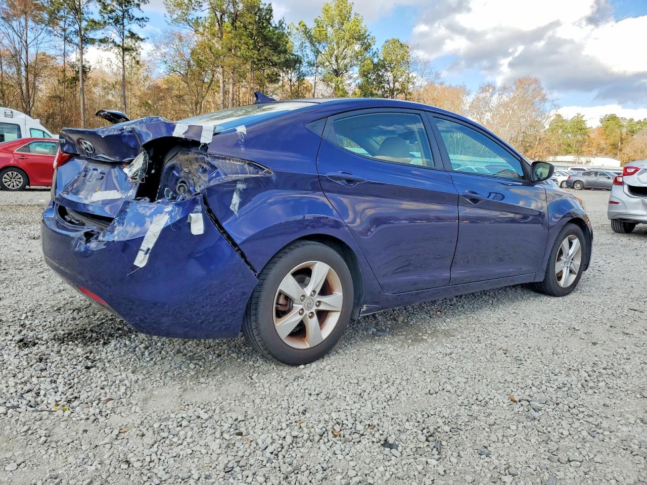 2013 HYUNDAI ELANTRA GLS photo 3