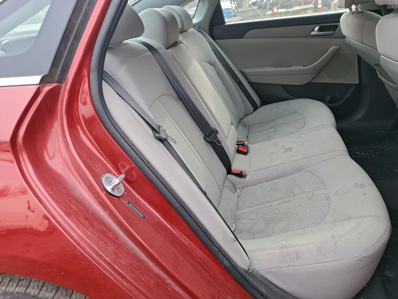 2017 HYUNDAI SONATA SE photo 10