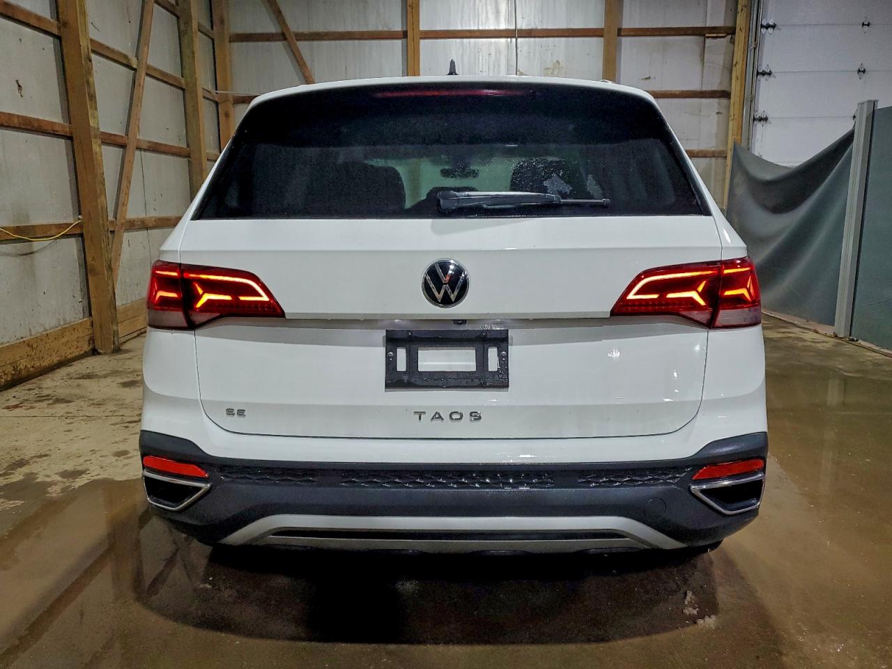 2024 VOLKSWAGEN TAOS SE photo 6