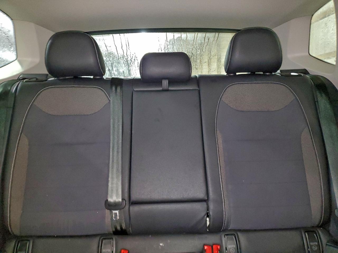 2024 VOLKSWAGEN TAOS SE photo 10