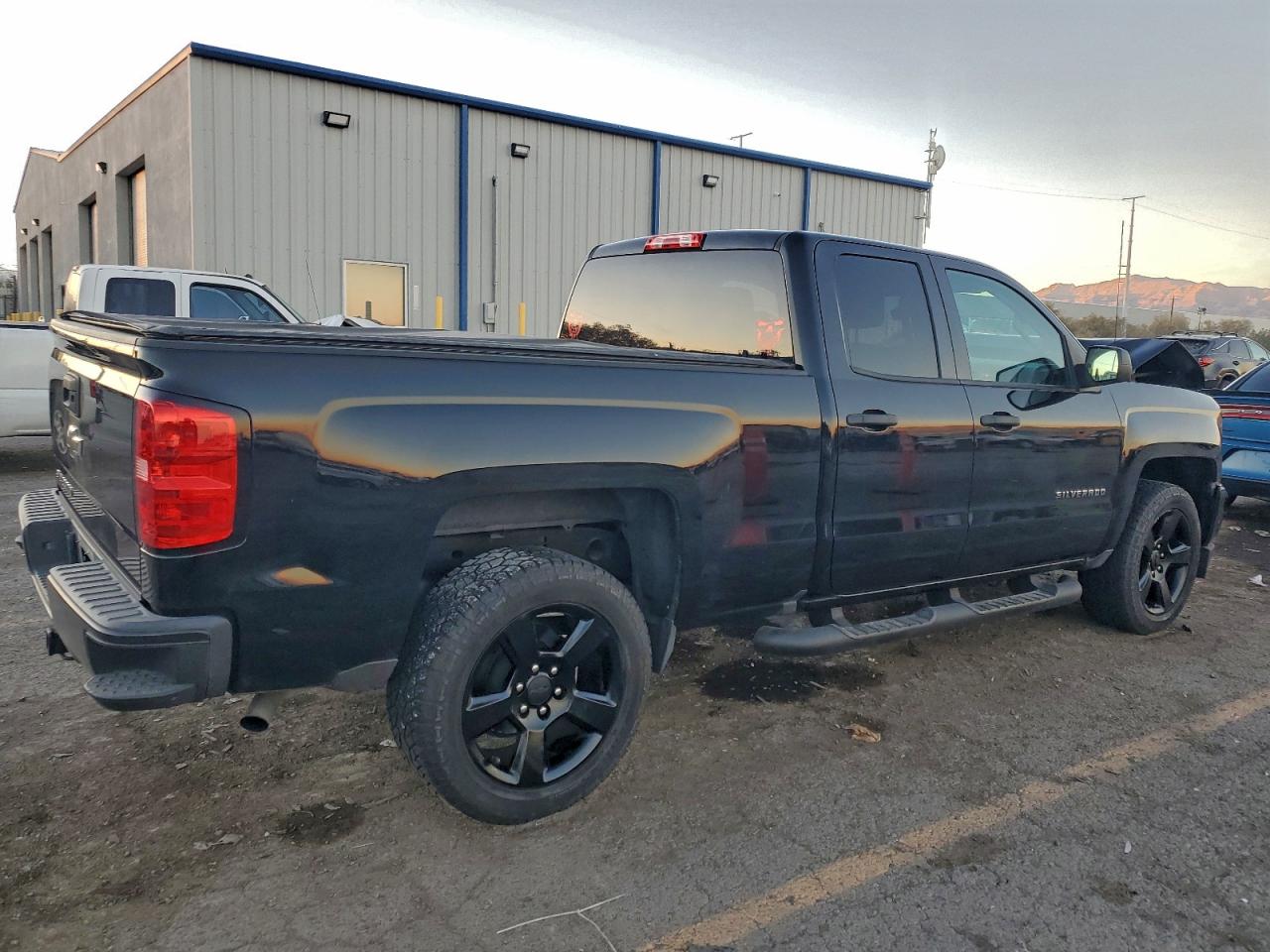 2016 CHEVROLET SILVERADO C1500 photo 5